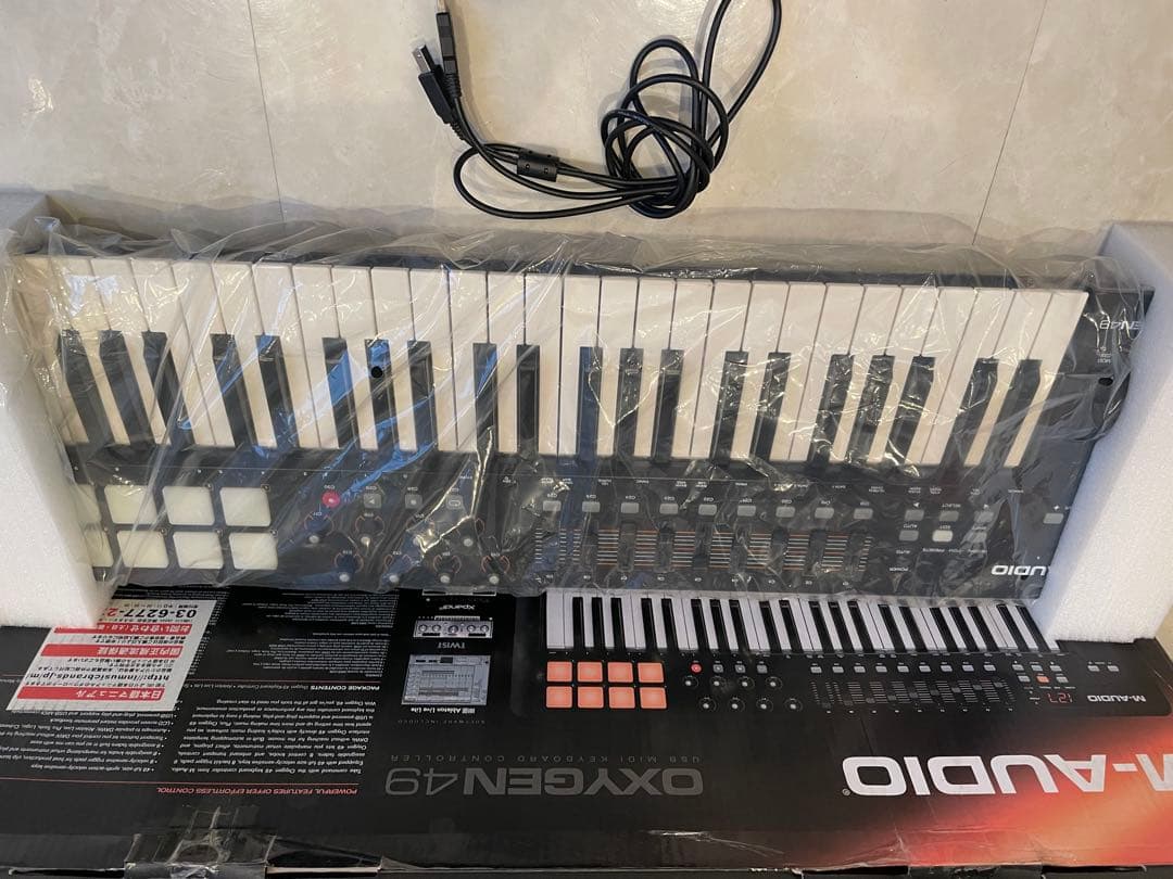 M-AUDIO MIDIキーボード　OXYGEN 49