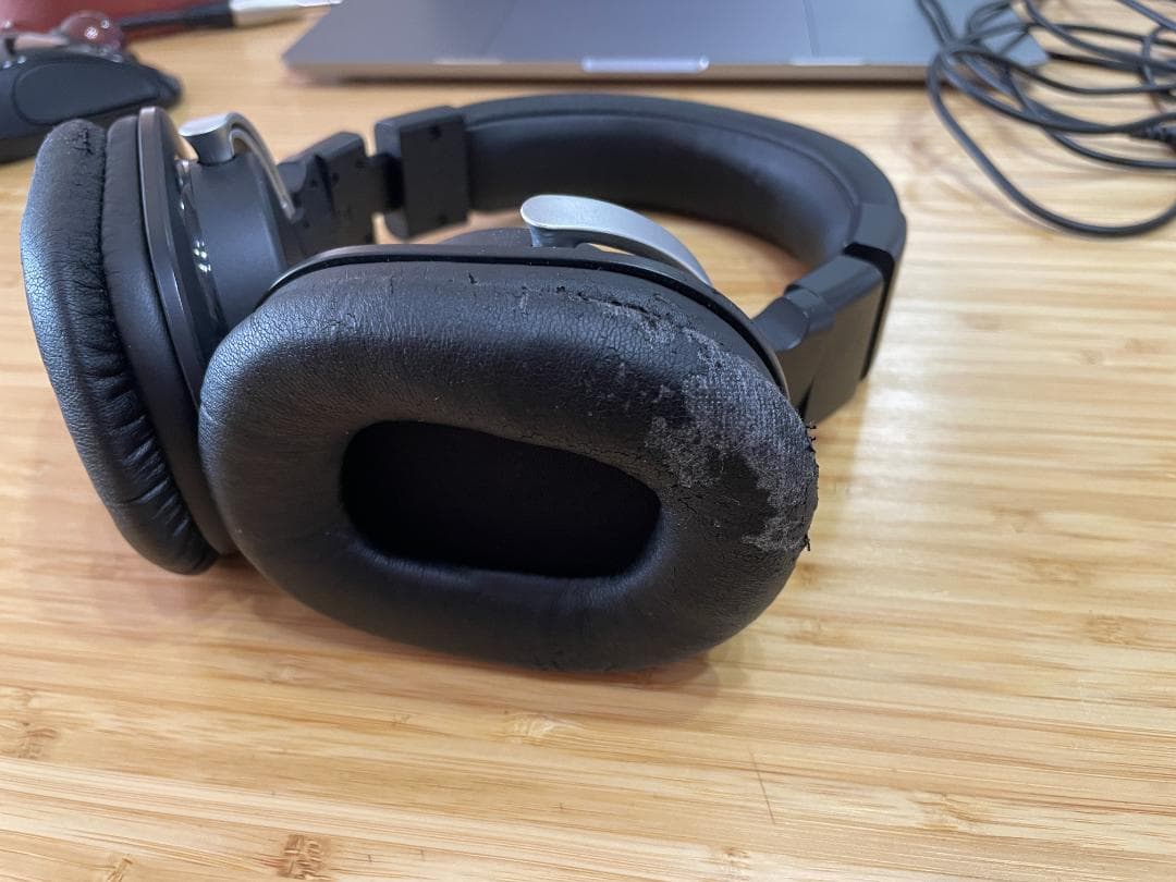 ヘッドホン YAMAHA HPH-MT8