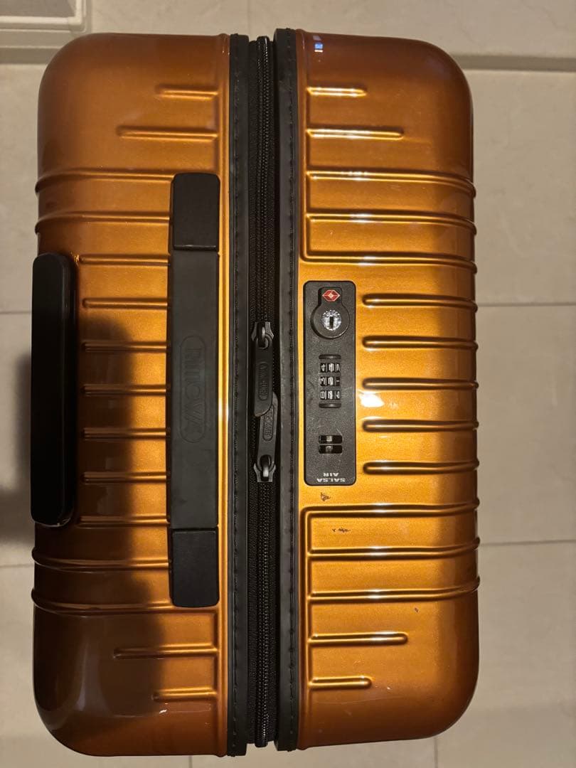 最終値下げ【リモア】サルサエアー 63L インカゴールド4輪