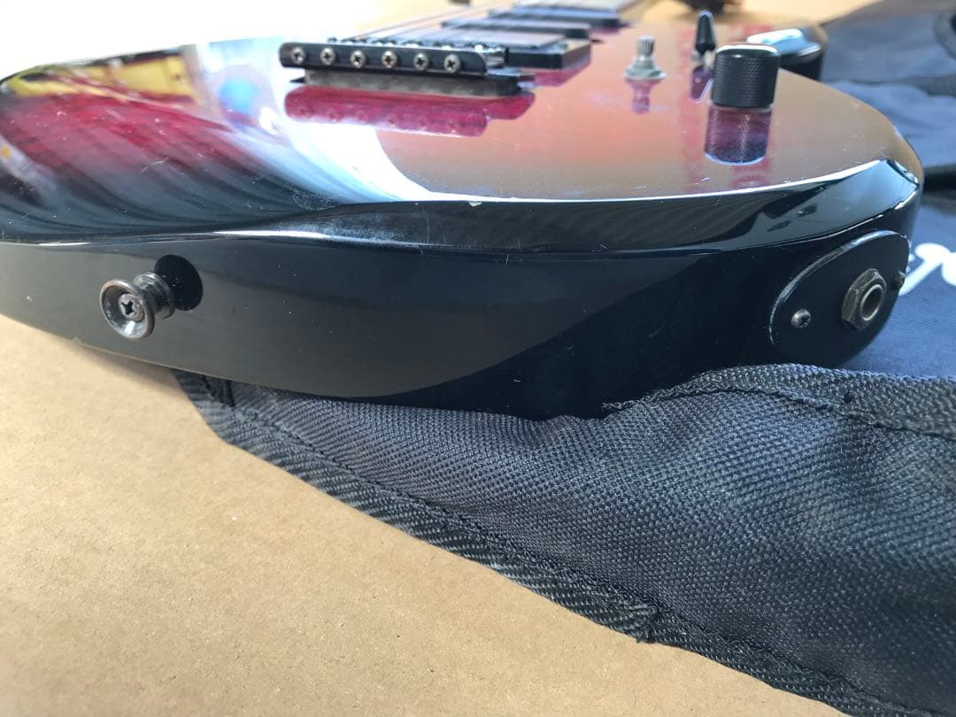 FERNANDESエレキギター (C082)