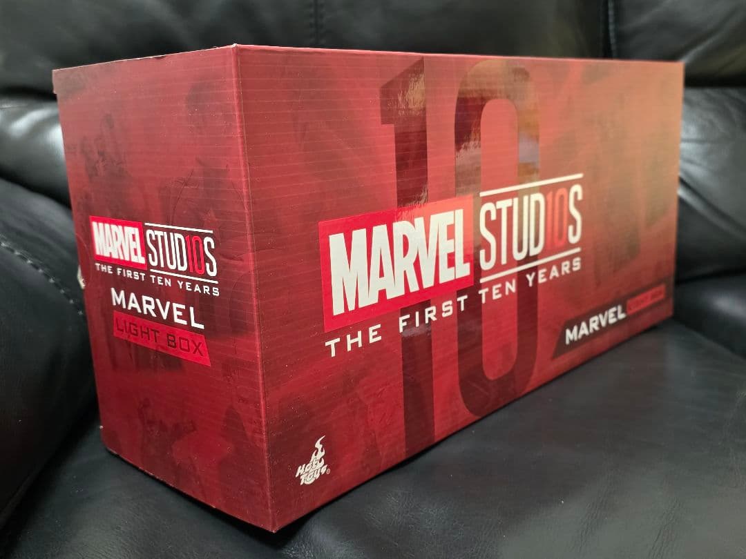 美品 マーベル　marvel ロゴライトボックス ホットトイズ
