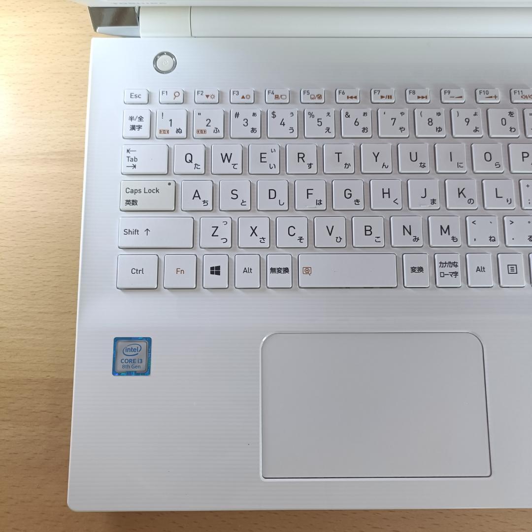 8世代 Corei3 Windows11 SSD メモリ12GB ノートPC 白