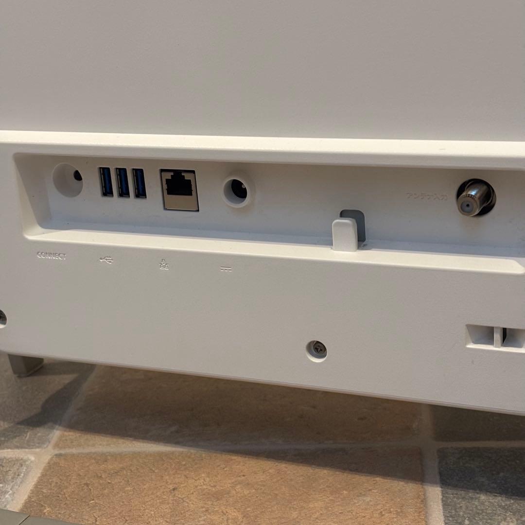 富士通FH77/B1　Core i7-7700　メモリ16GB　SSD480