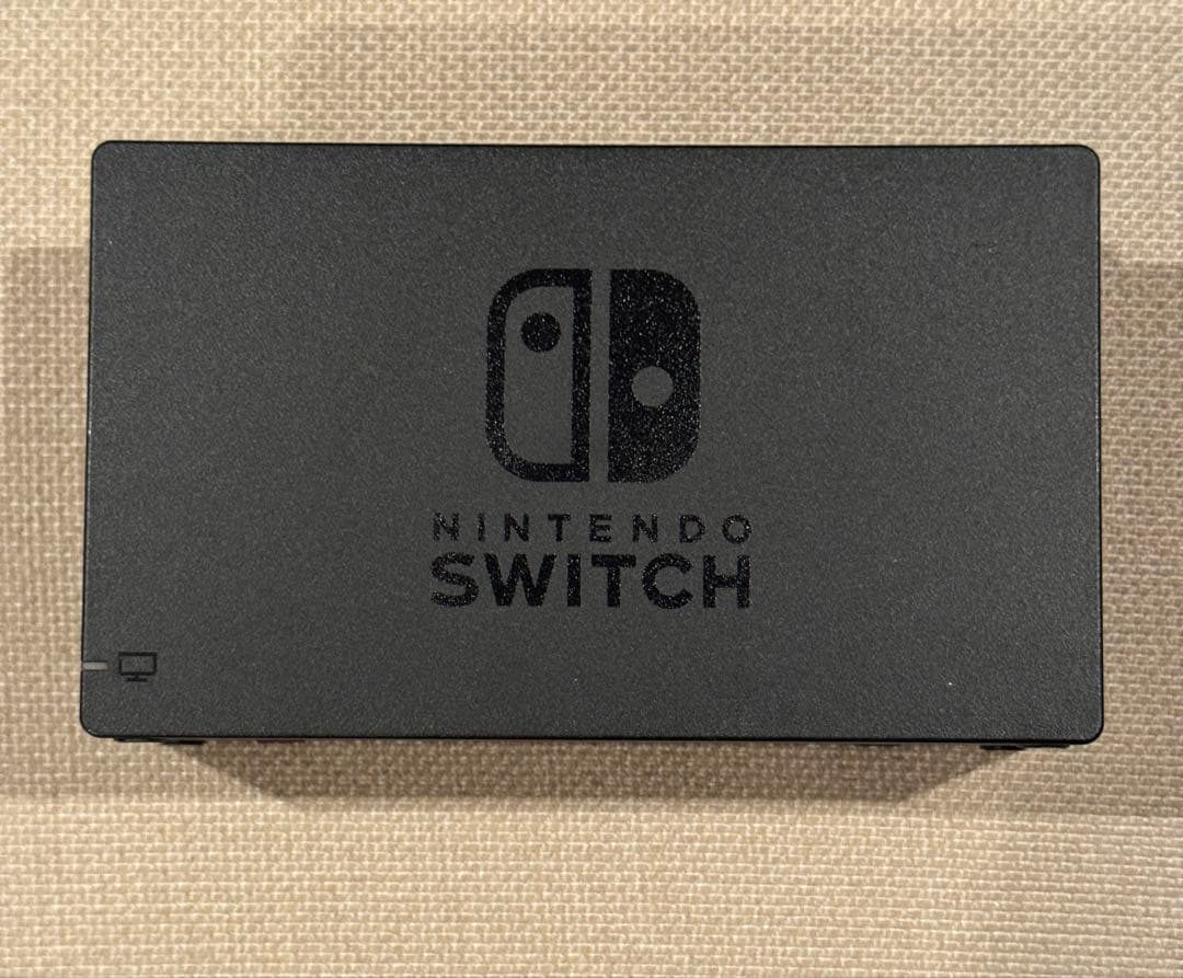 【美品】Nintendo Switch 本体 バッテリー強化版　付属品完備