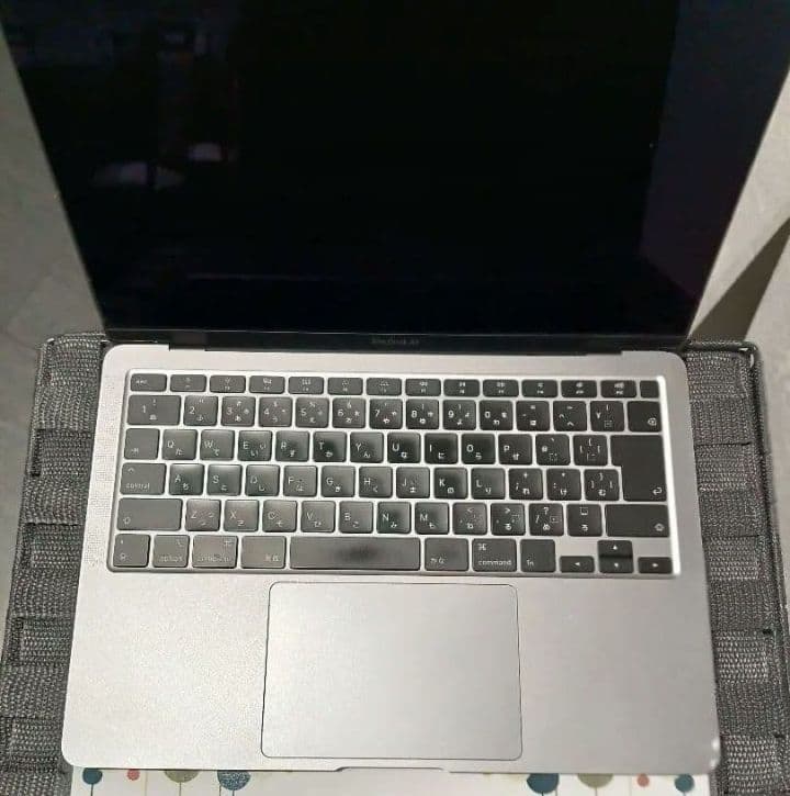 Macbookair 2020 シルバー バッテリー良好