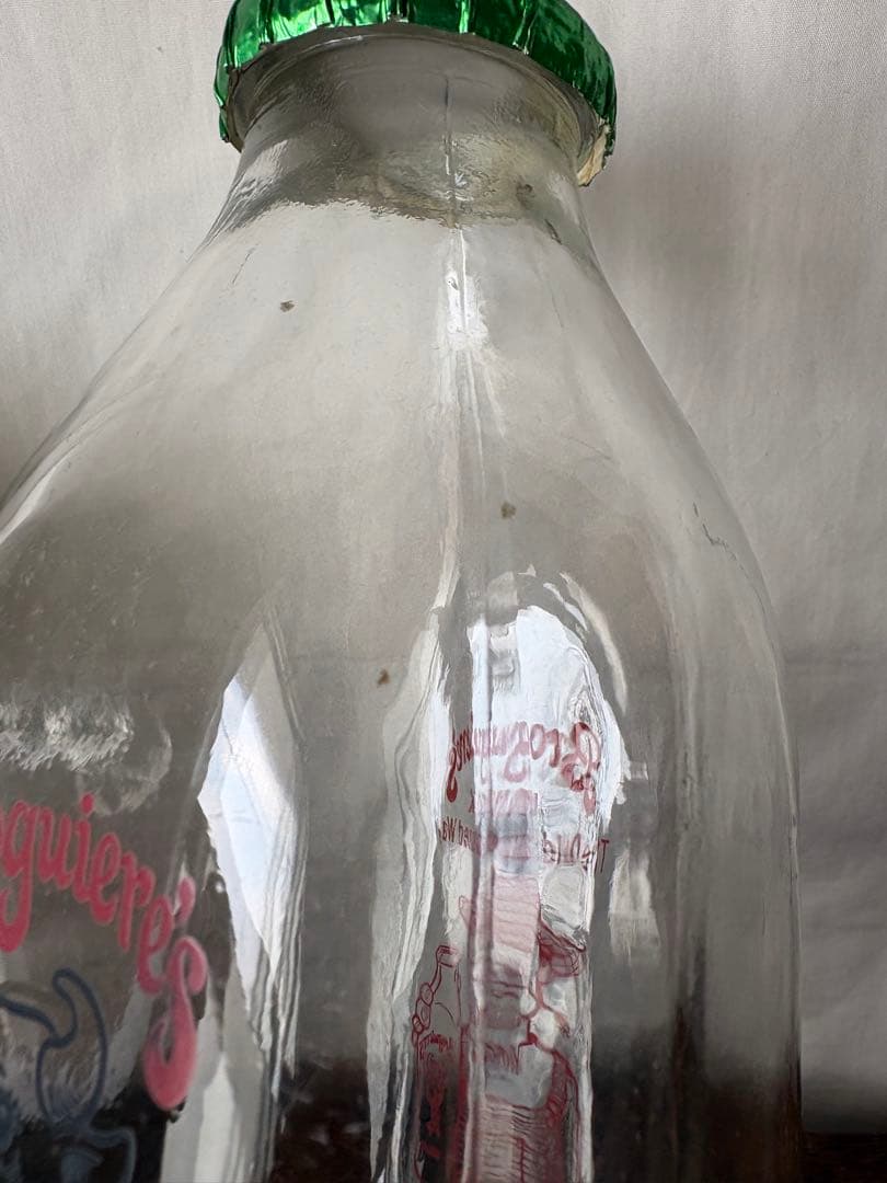 アメリカンビンテージBroqiere's Milk Bottle(キャップ付き)