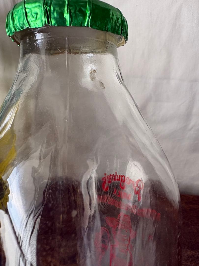 アメリカンビンテージBroqiere's Milk Bottle(キャップ付き)