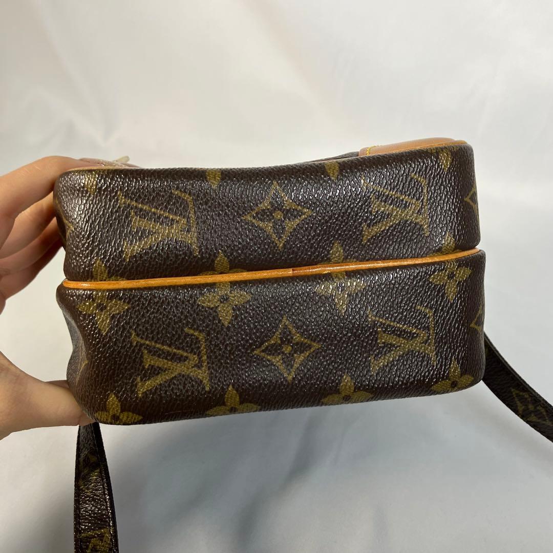 ルイヴィトン アマゾン ショルダーバッグ モノグラム