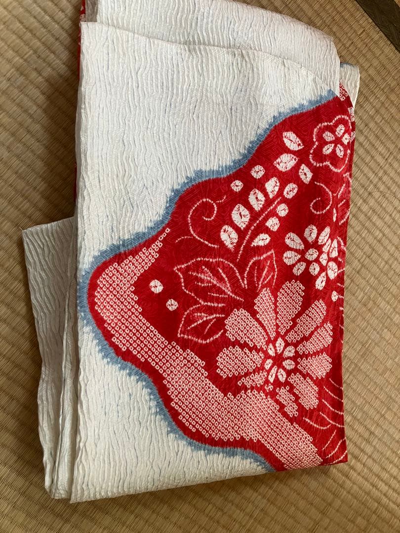 ちー様 希少手絞り」正絹　杢目の総絞り振袖