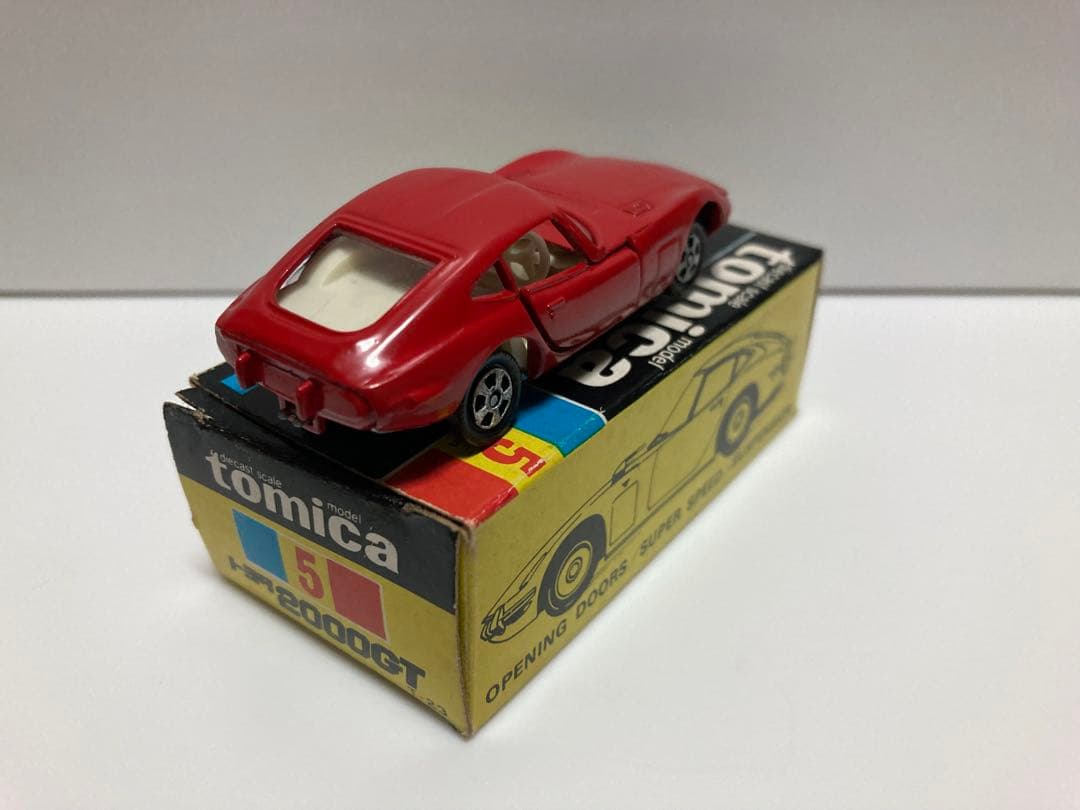 トミカ　黒箱　日本製　トヨタ2000GT 赤　1Aホイール