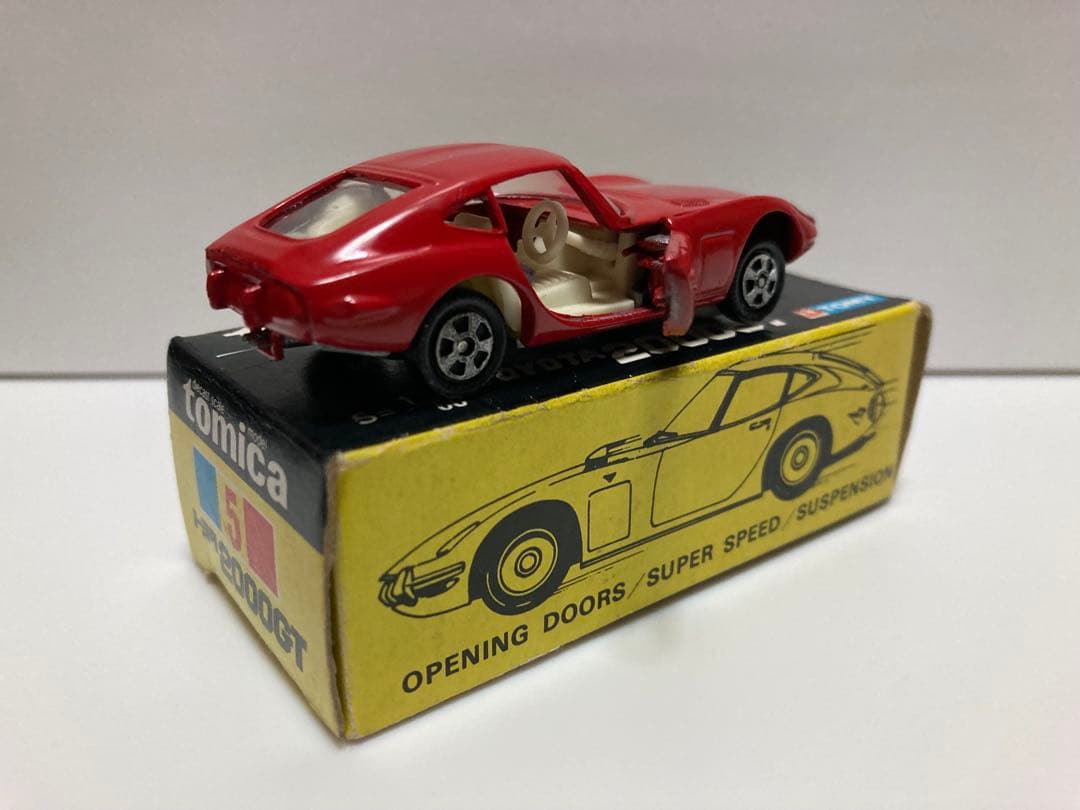 トミカ　黒箱　日本製　トヨタ2000GT 赤　1Aホイール