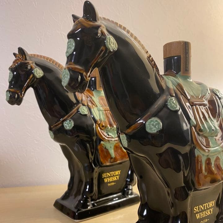 未開栓サントリーウイスキー馬ボトル古酒