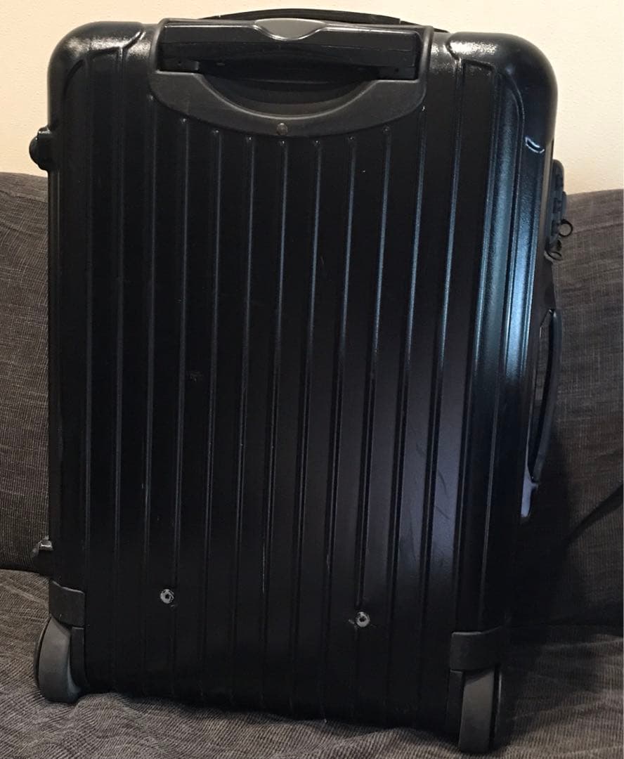 ジャンク RIMOWA 黒 スーツケース　32 L キャリーケース　2輪