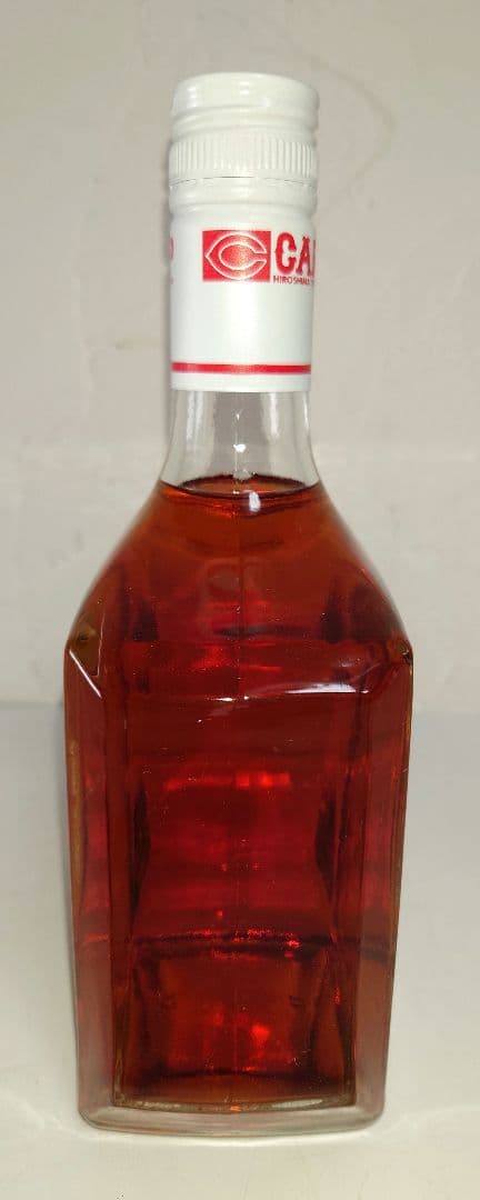 CARP広島東洋カープ ウイスキー特級 720ml 43% 三楽 オーシャン 酒