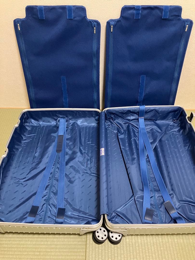 週末限定値下げ‼️廃盤　RIMOWA リモワ トパーズ 98L シルバー正規品