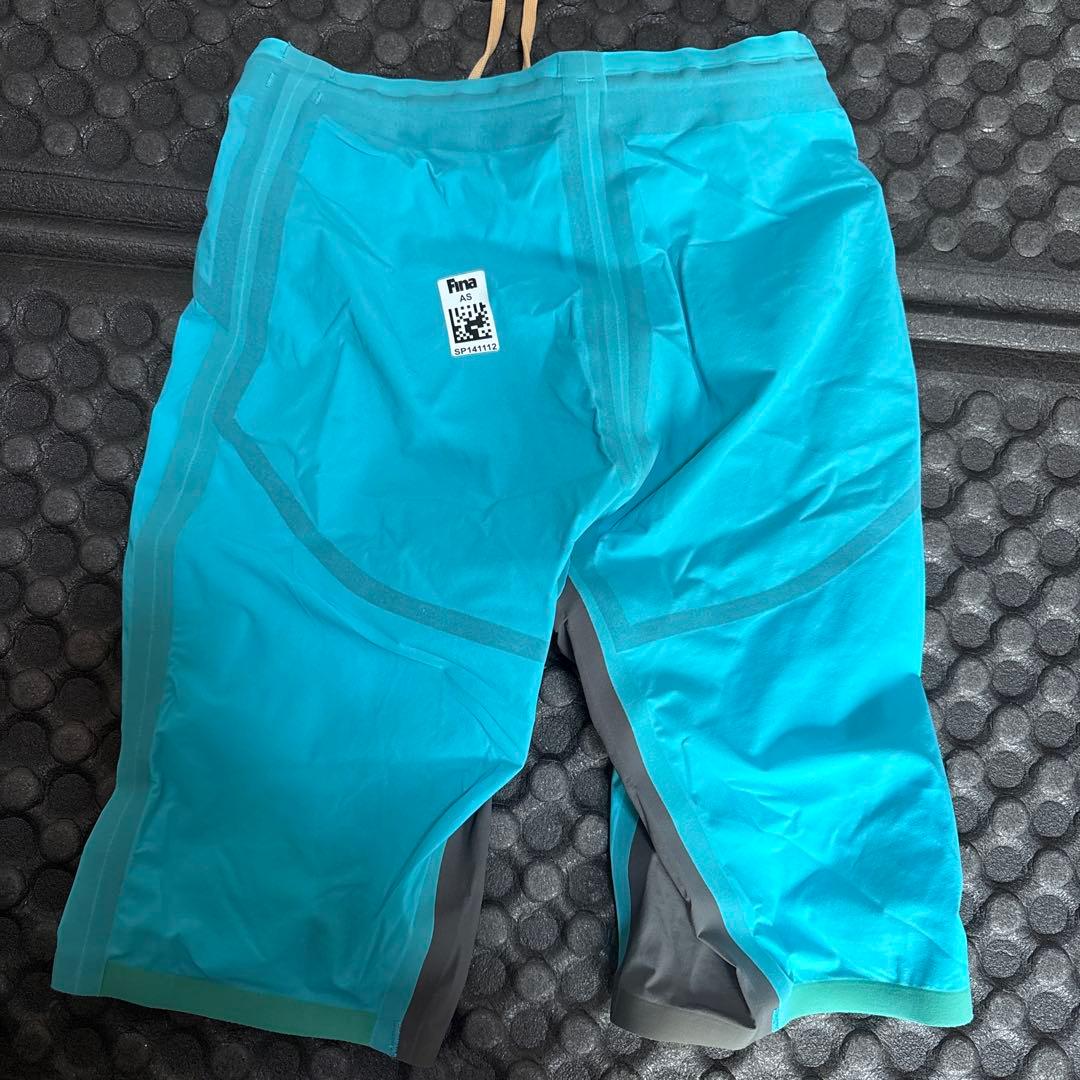 ‼️24時間以内発送‼️ speedo 競泳水着 水色 サイズ24