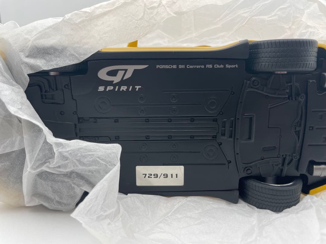 ポルシェ911 （993）RSミニカー 1/18 イエロー