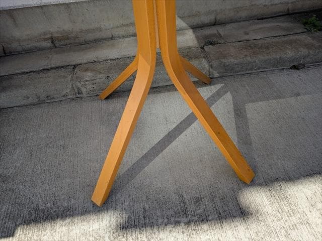 AIDEC/アイデック｜片山正通デザイン｜カム｜スクエアカフェテーブル｜②｜