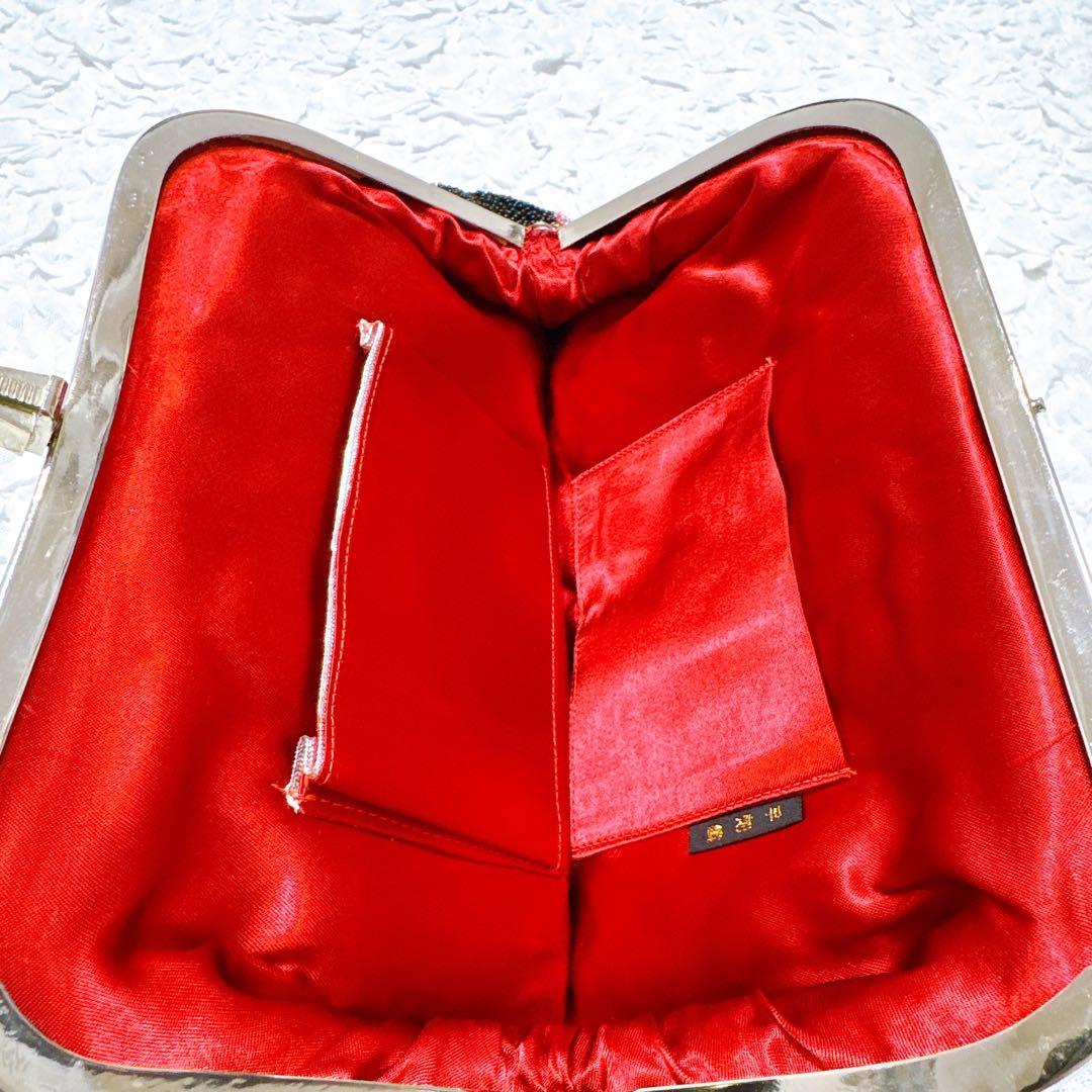 手刺繍　ガラスビーズバック　パーティバック　がま口　花柄