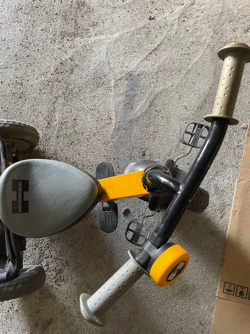 子供用三輪車 黄色　ハマー　人気