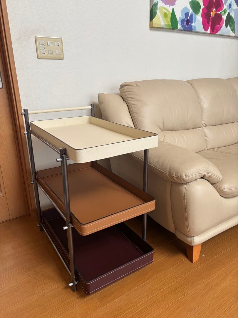 海外輸入　3段 スクエアトレー 収納ラック　サイドテーブル　キャスター付きワゴン