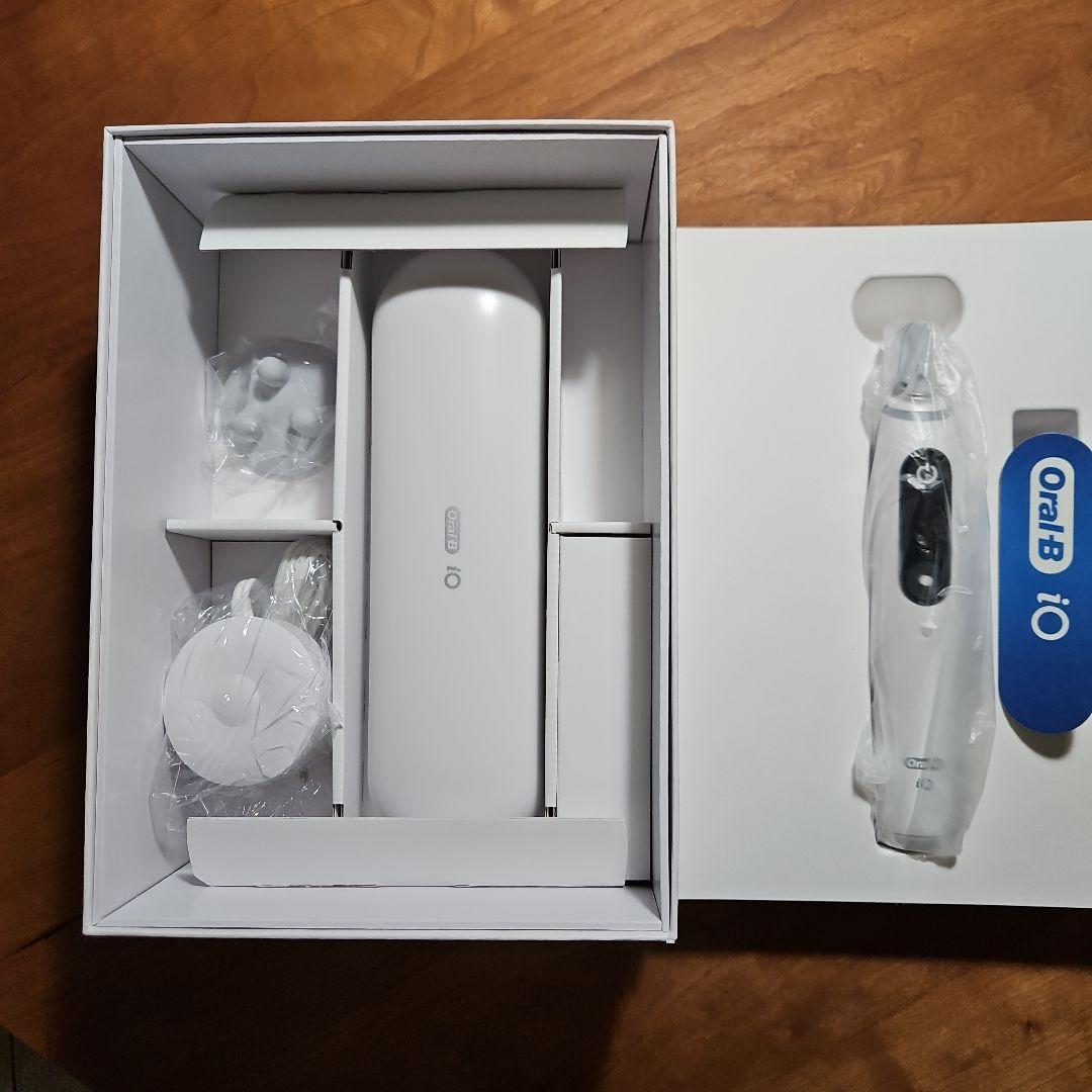 Oral-B iOシリーズ8 電動歯ブラシ 本体
