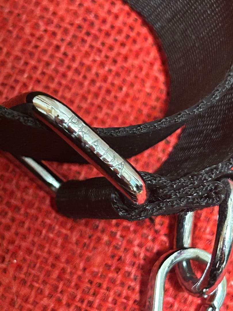 の*ぴ様 プラダ Re-Edition 2005 Re-Nylon バッグ