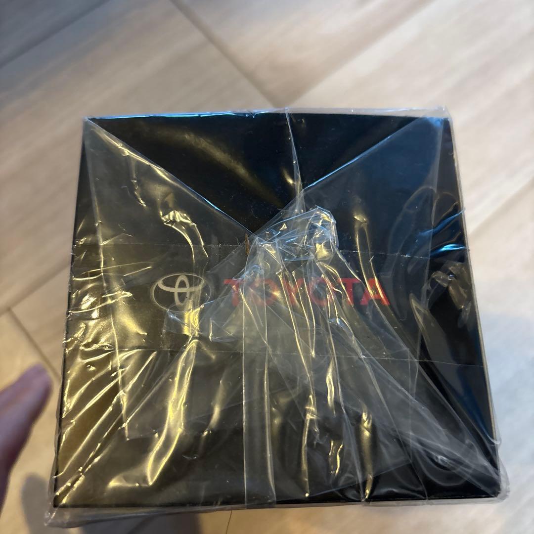 トヨタ 1/30 ハリアー プレシャスブラックパール 新品未使用