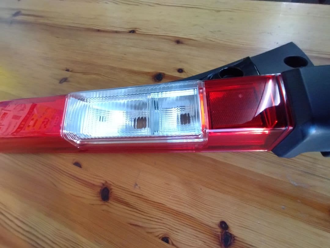 N-VAN Nバン NVAN左テールランプ テールライト点灯確認済み