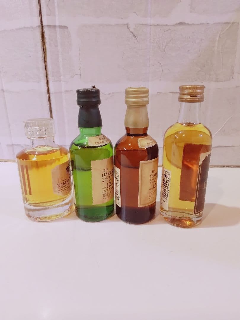 サントリー 白州 12年旧ラベル 山崎12年響17年竹鶴12年ミニチュアボトル
