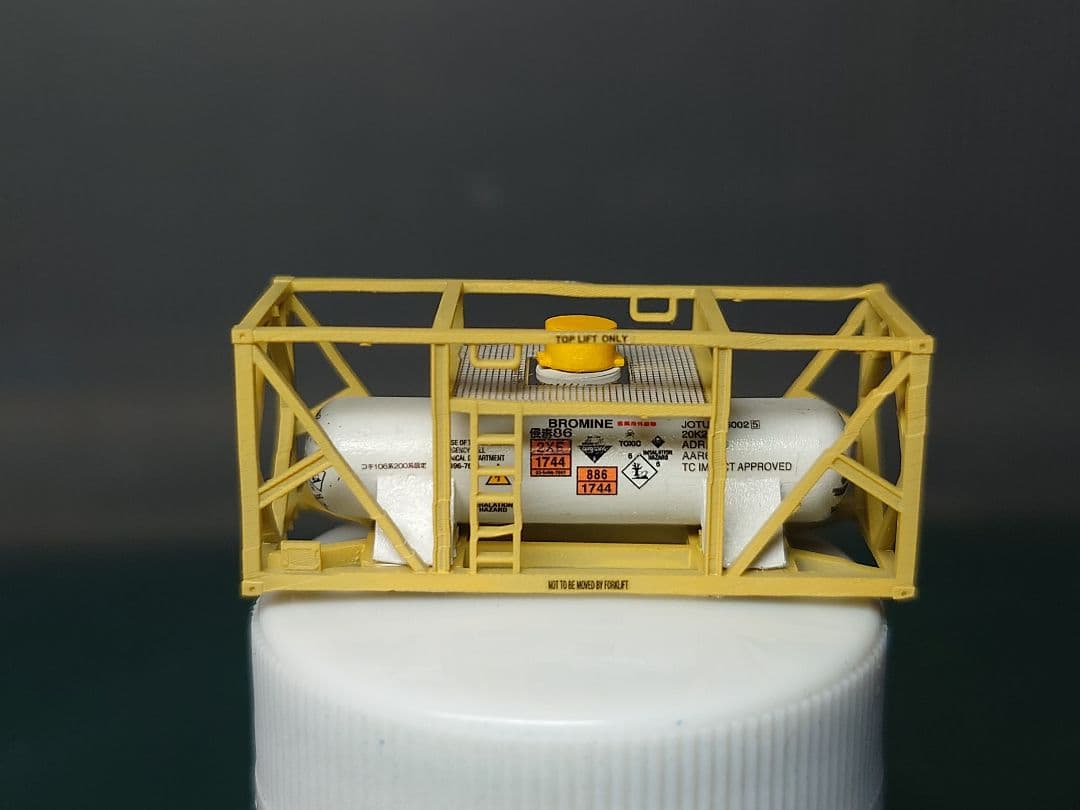 神*威様 Nゲージ 20K2臭素 タンクコンテナ