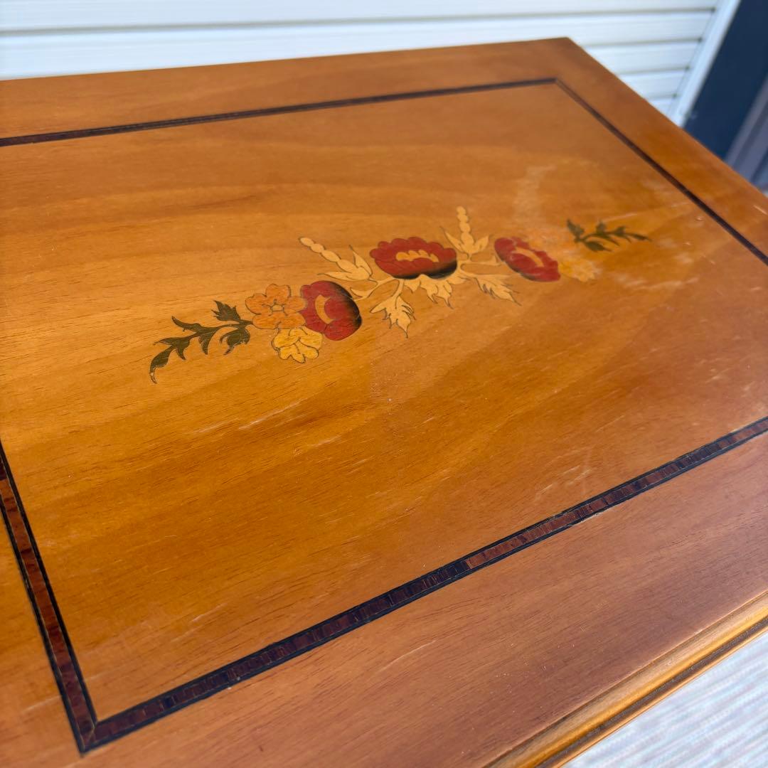 【送料込】アンティーク家具　猫足　木製チェスト　サイドボード　象嵌　英国風