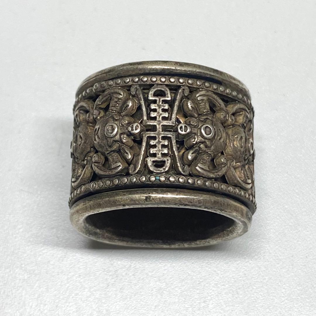 古美術アンティーク清代の指輪 蝙蝠 寿紋（福寿）銀製 「光緒 天寶 足銀 」骨董
