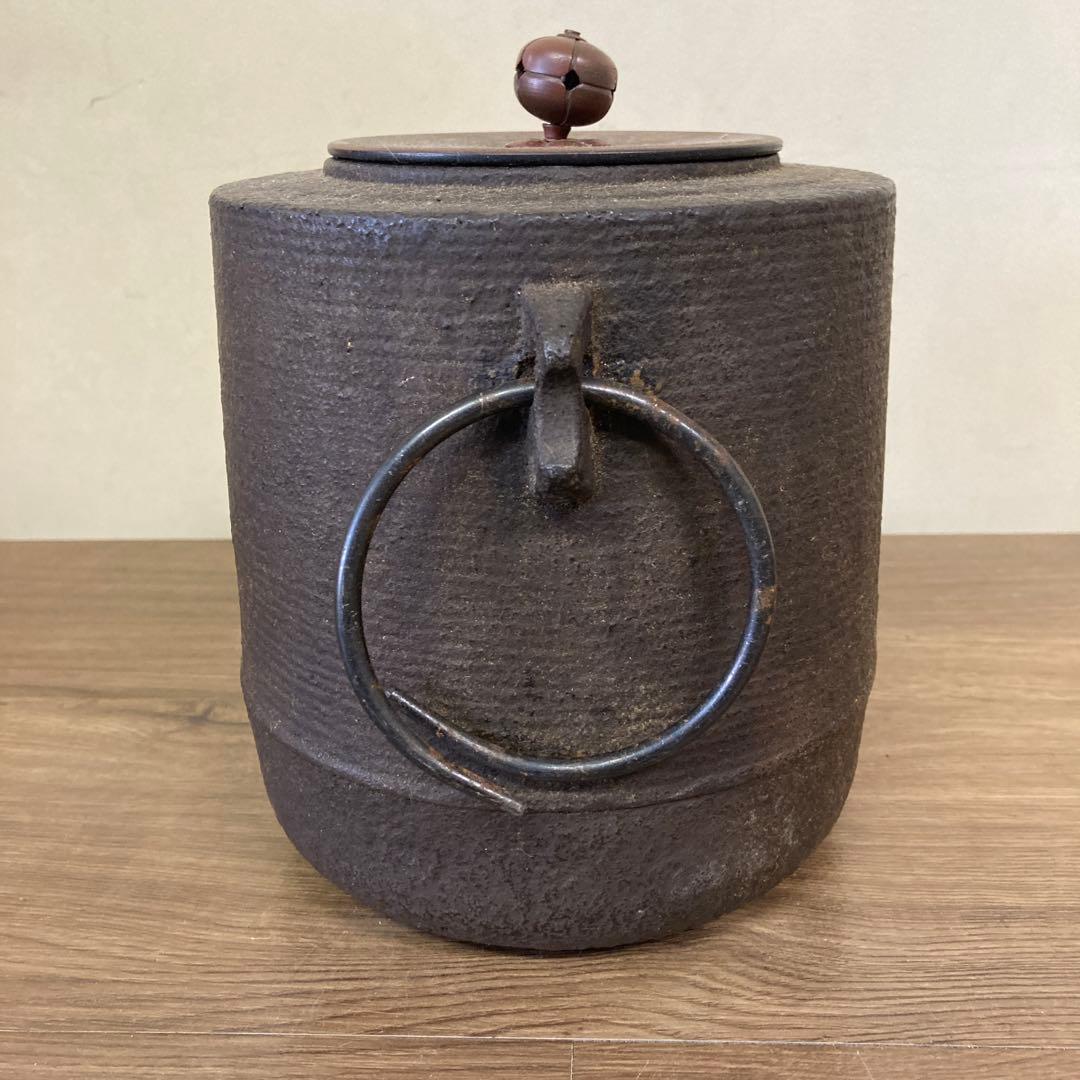 E-1 【希少】茶道具 茶釜 鉄釜 志きの釜 桐肌風 吊り手・蓋付き アンティー