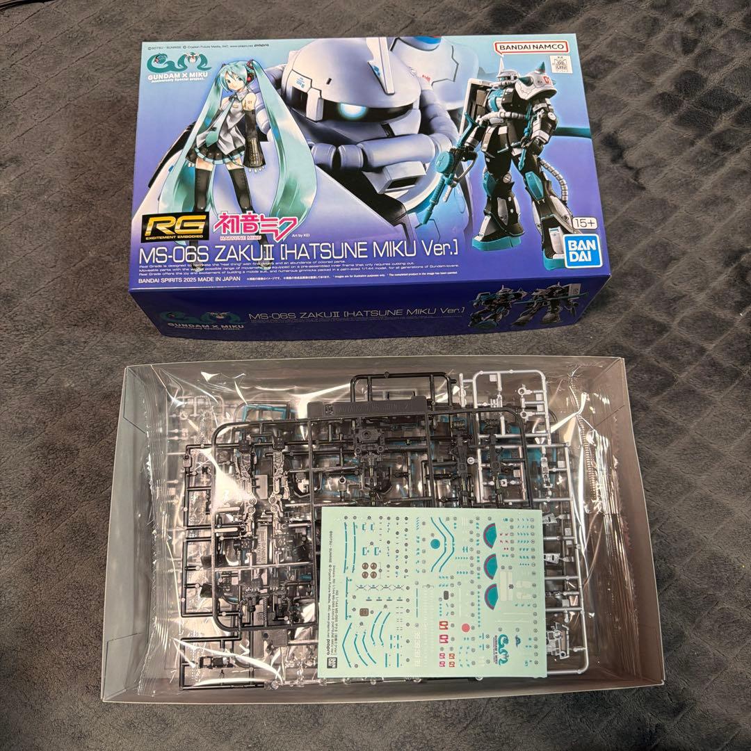未開封品 プレバン RG 初音ミク ザクII