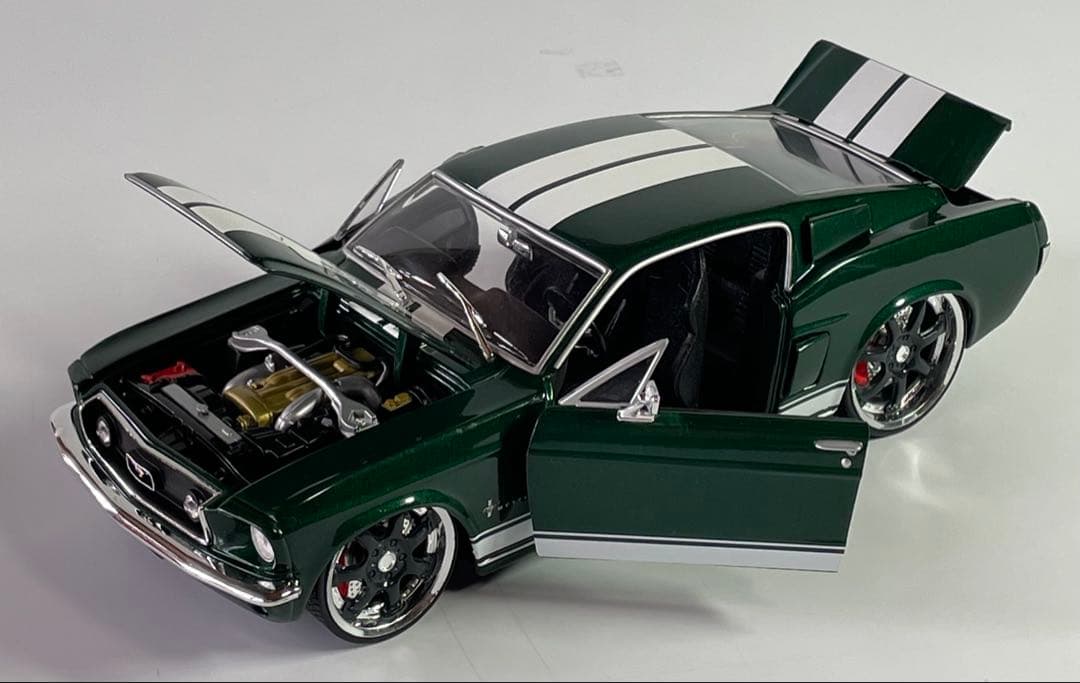 【絶版モデル】ワイルドスピード3 フォード　マスタング　1/18 ミニカー