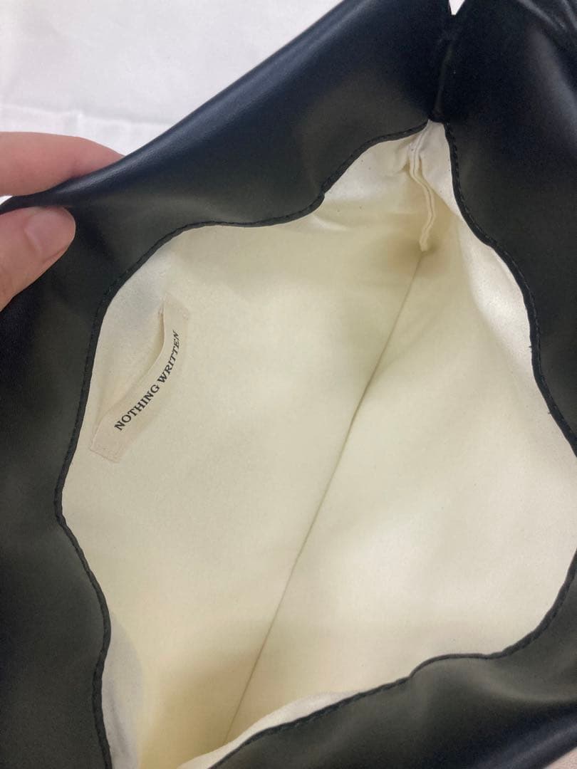 NOTHING WRITTEN Nella strap ショルダーバッグ L