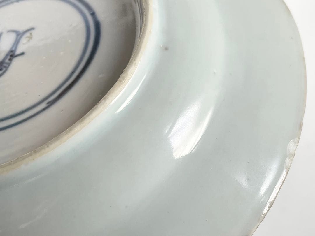 中国骨董　アンティーク　五彩　蝶々　宝文様　五寸皿　双魚印　中国　清朝　康熙五彩