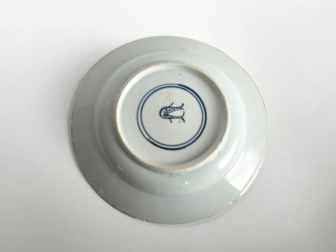 中国骨董　アンティーク　五彩　蝶々　宝文様　五寸皿　双魚印　中国　清朝　康熙五彩