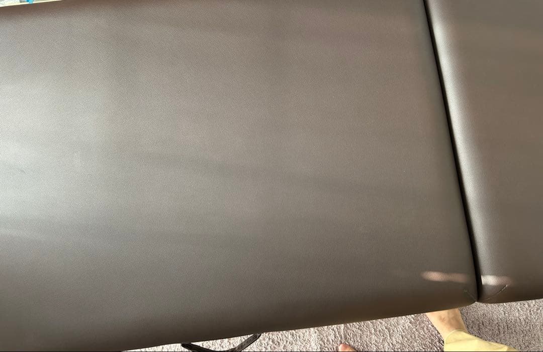 折りたたみ　マッサージベッド　world jb