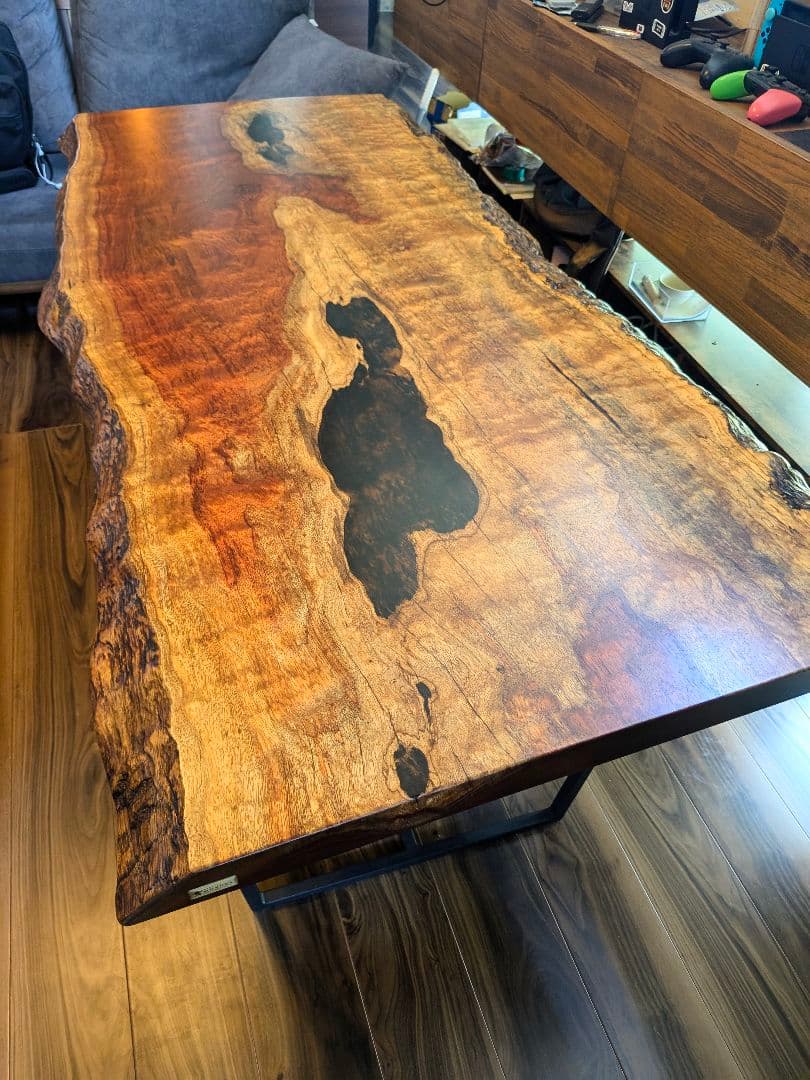 アトリエ木馬、一枚板ダイニングテーブル（150.5センチ）