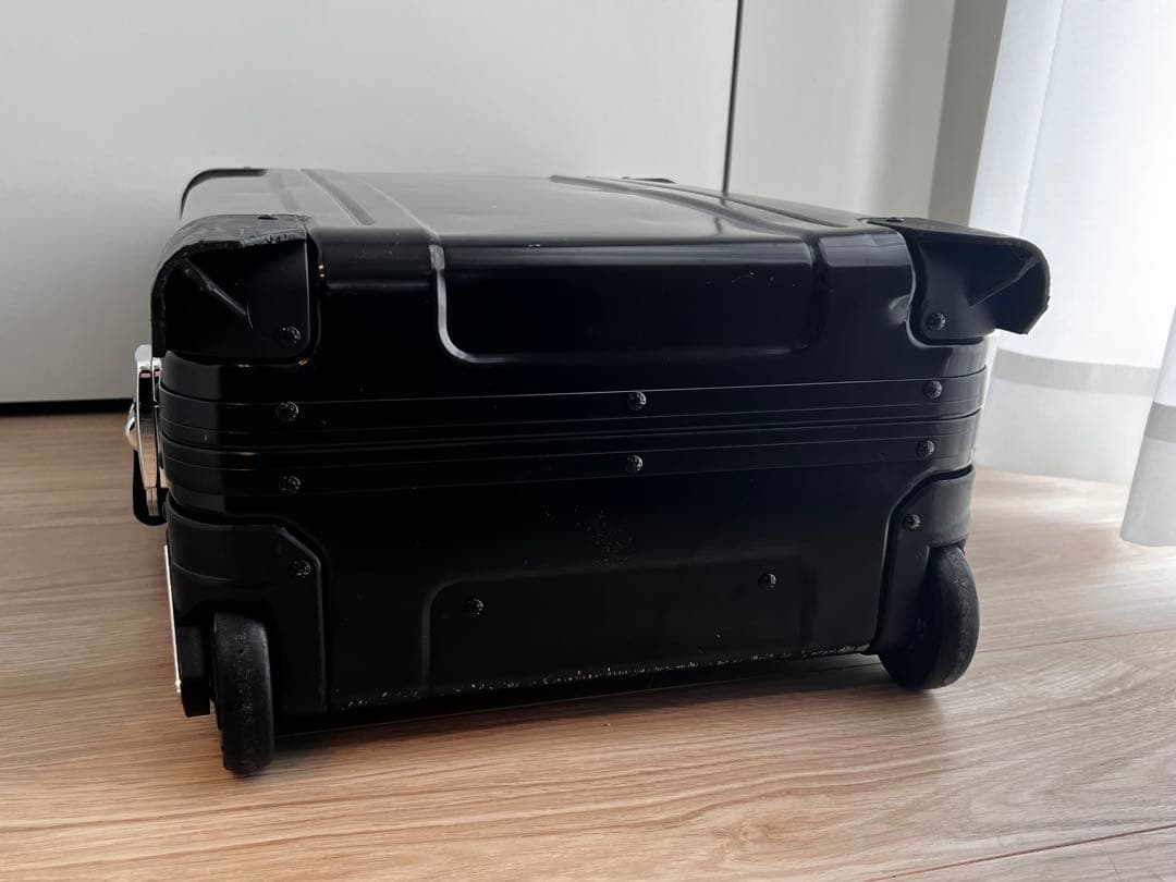 ゼロハリバートン　アルミ　スーツケース　31L 2輪