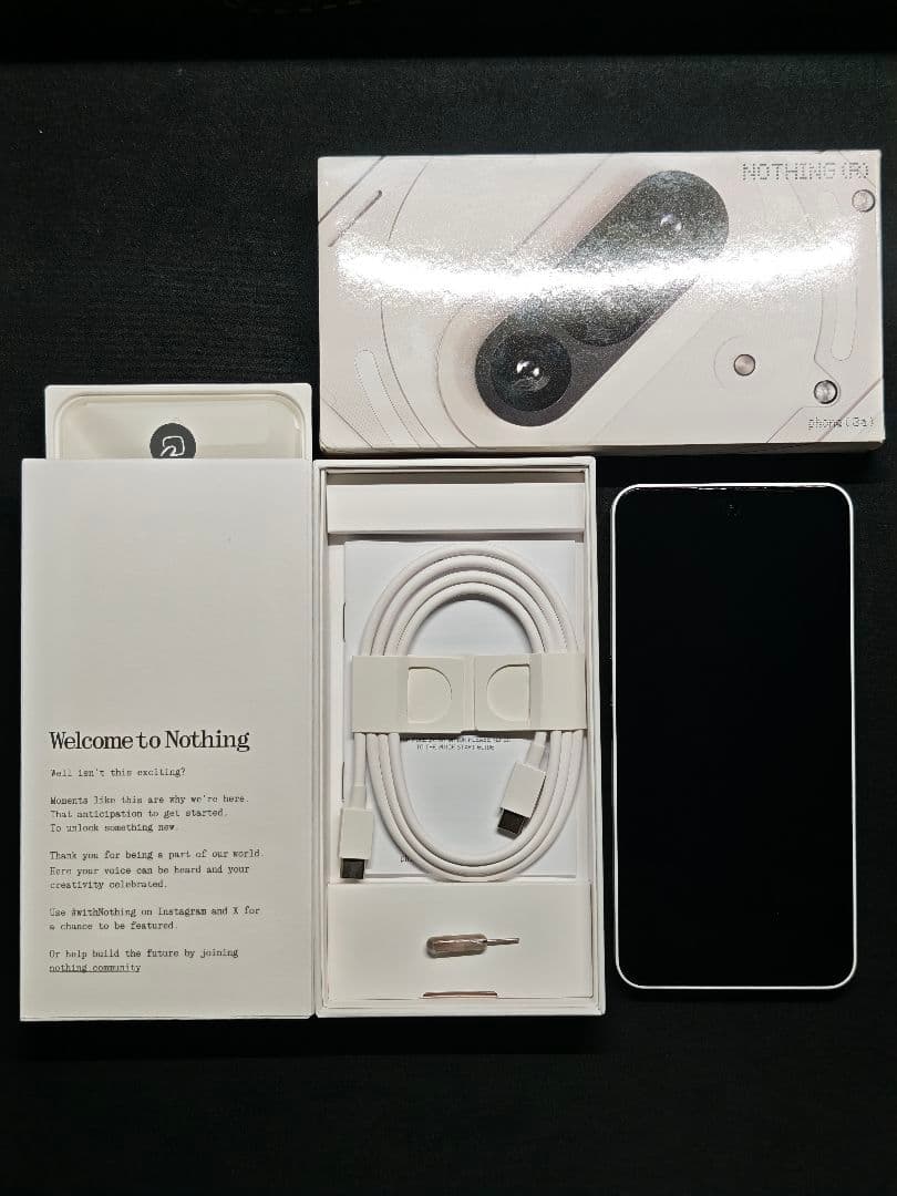 Nothing Phone (3a)ホワイト 128GB　室内使用3ヶ月・美品
