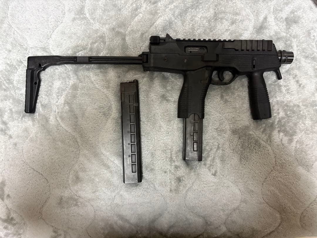 KSC MP9 予備マガジンあり