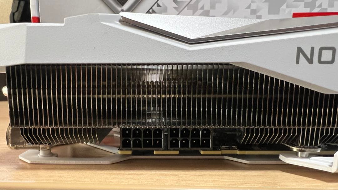 グラフィックボード・グラボ・ビデオカード RX7800 XT 16GB Steel Legend