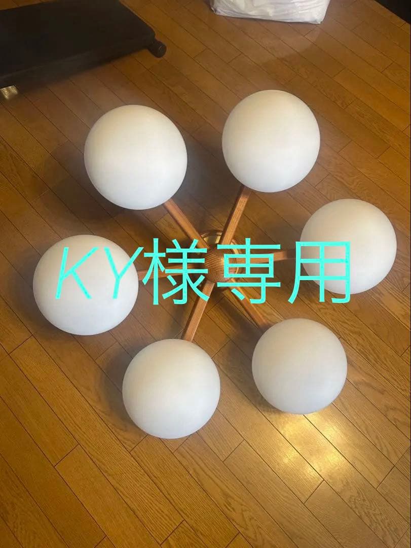 モダンシャンデリア 6灯 ホワイトガラス