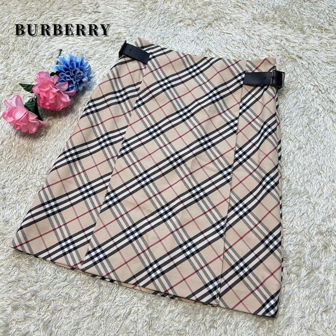 【新品未使用】バーバリーロンドン　スカート　ノバチェック　Aライン　ベルト　40