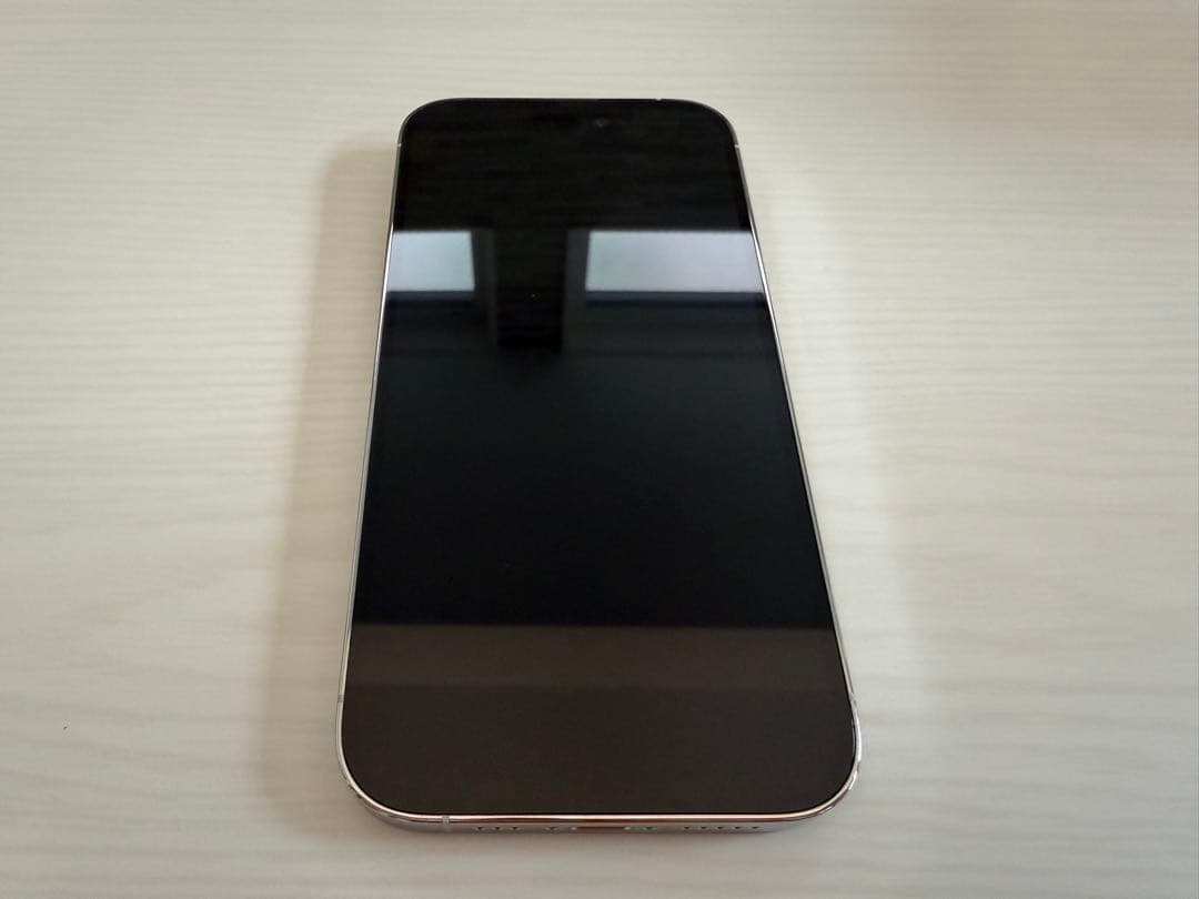 iPhone 14 Pro シルバー SIMロックフリー　256GB