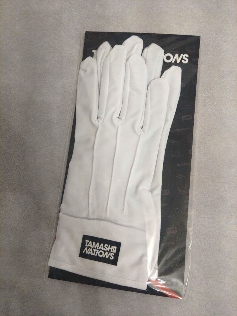 新品未開封　 メタルビルド　ダブルオークアンタフルセイバー　【手袋付き】