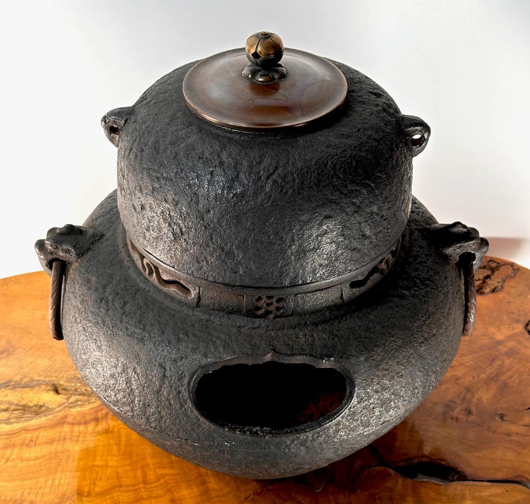 昭和ビンテージ　鉄鬼面風炉・茶釜　唐銅蓋　茶道具